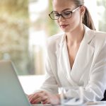 How to Choose the Right Jewellery Gift for Eid: A Guide for Her